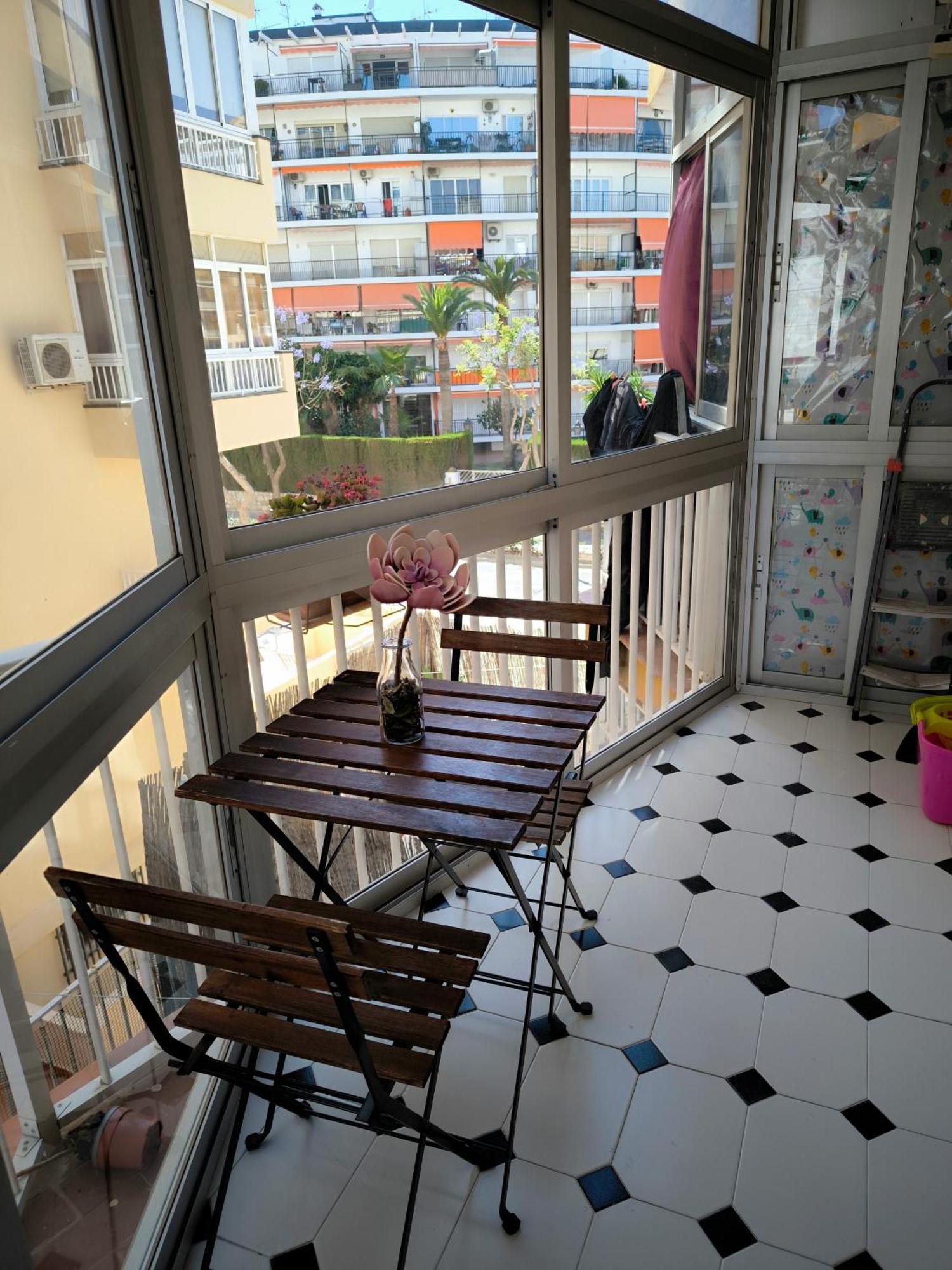 Apartamento Tango Фуeнхирола Екстериор снимка
